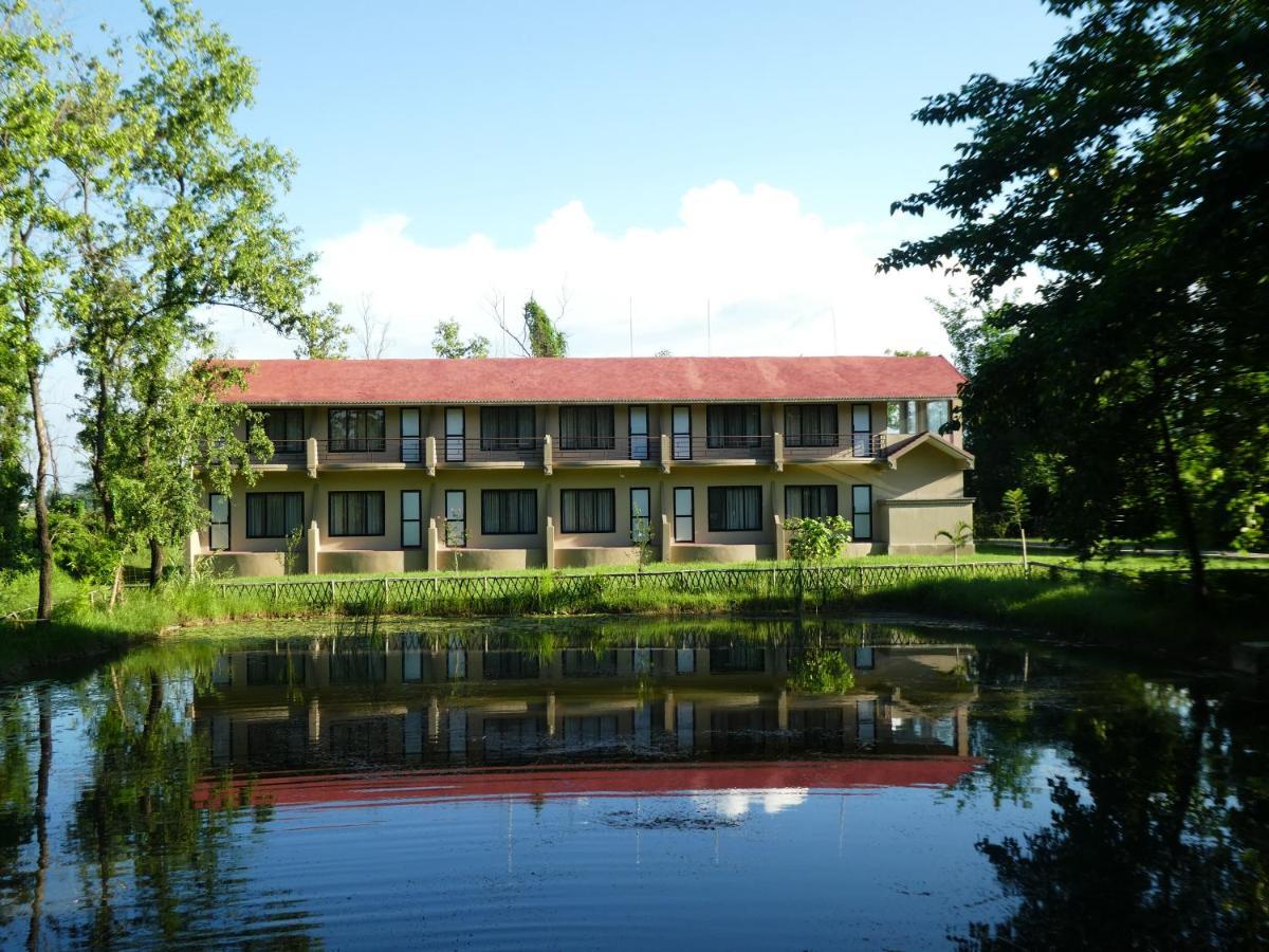 Lumbini Buddha Garden Resort Bagian luar foto