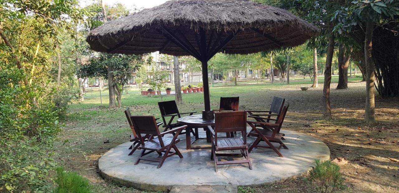 Lumbini Buddha Garden Resort Bagian luar foto