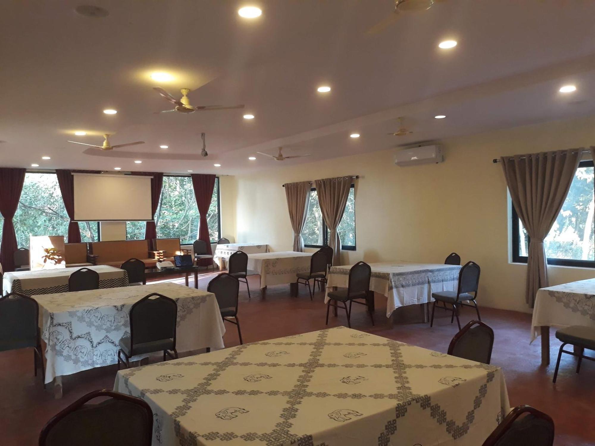 Lumbini Buddha Garden Resort Bagian luar foto